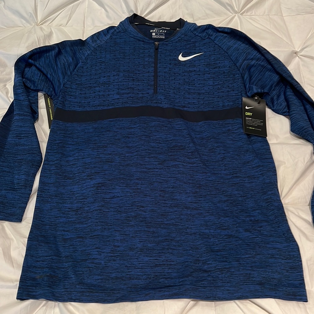 Nike DriFit men’s golf 1/4 zip shirt. Medium, blue and NWT